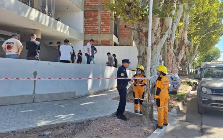 Fachada de construcción en la zona costera de Colón, Entre Ríos, donde fue hallado el cuerpo.