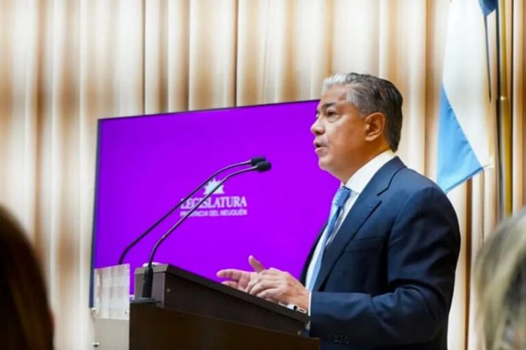 Mapa de la provincia de Neuquén destacando las regiones del Alto Neuquén y del Limay