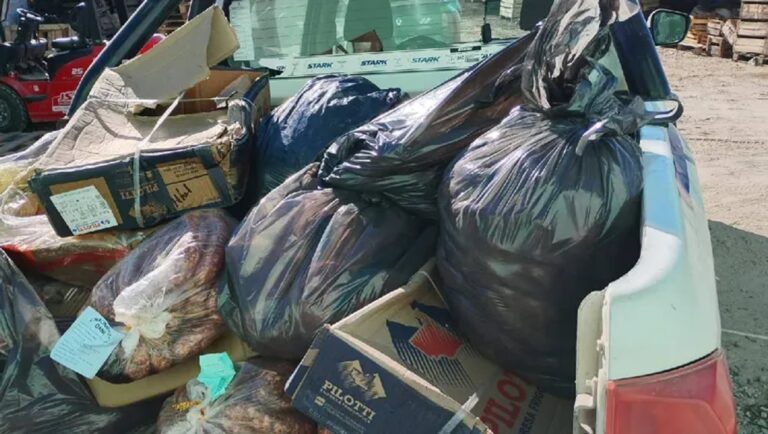 Operativo de inspección sanitaria en comercio de Viedma con carne decomisada