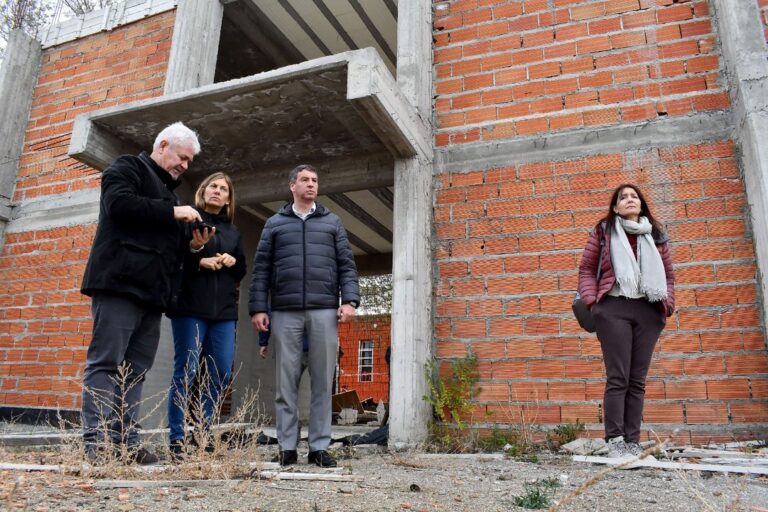 Obras de refacción en la Casa del Niño de Comodoro Rivadavia