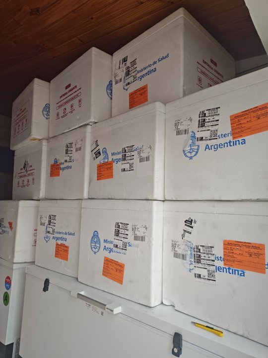 Vacuna antigripal aplicada en centro de salud de Chubut