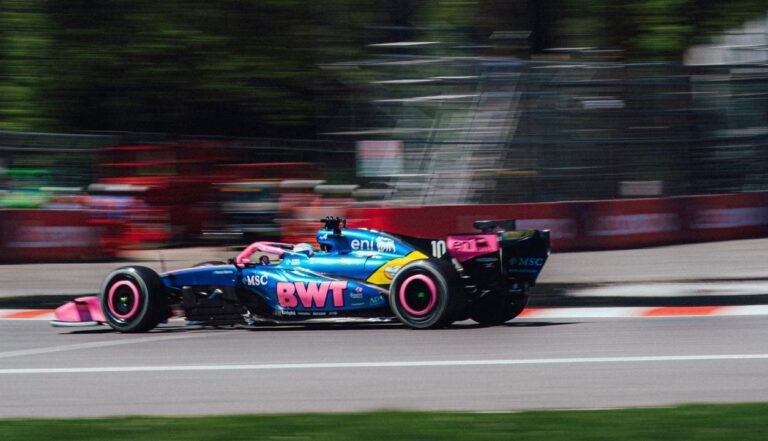 Franco Colapinto en el circuito Gilles Villeneuve durante la clasificación Sprint del Gran Premio de Canadá