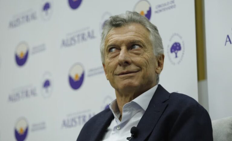 Mauricio Macri durante charla en la Universidad Austral