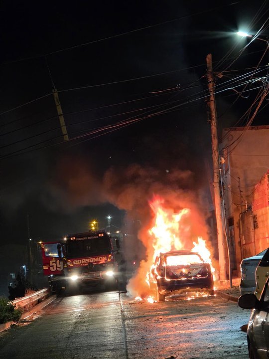 Incendio vehicular en Comodoro Rivadavia